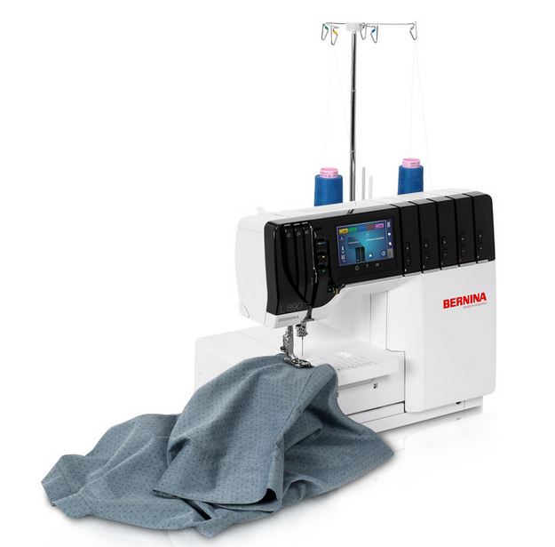 BERNINA Overlock/Coverstitch-Combo L890 inkl. 3 dekorative Overlock-Zubehöre gratis (solange Vorrat reicht)