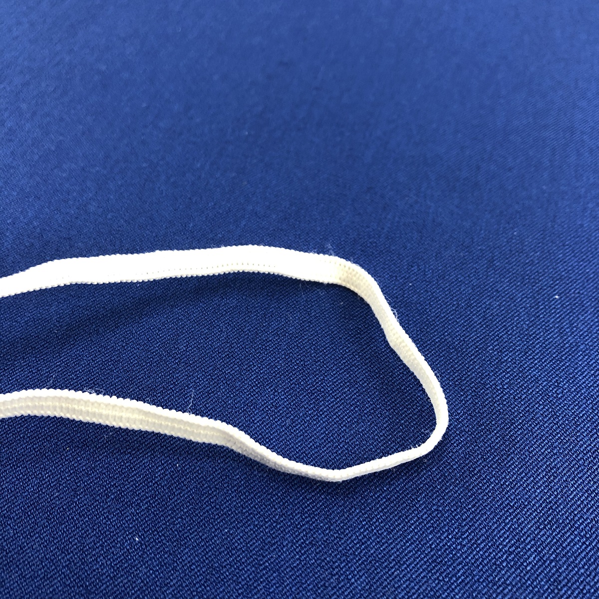 Gummi - Superweich- Elastic, 10 Meter / 6mm weiss (Restposten)