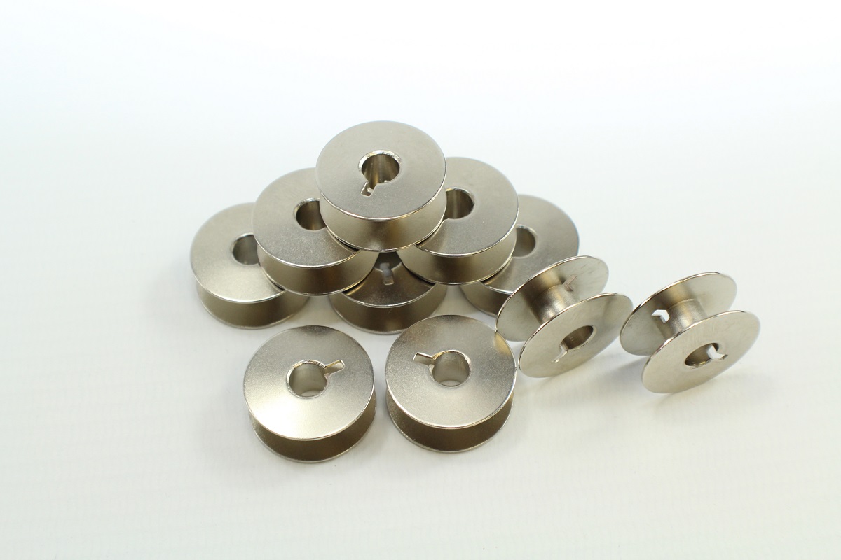 Original Juki Spulen 10 Stk. Metall für TL-2300 Sumato / 2200QVP Mini Original Juki Spulen 10 Stk. Metall für TL-2300 Sumato / 2200QVP Mini