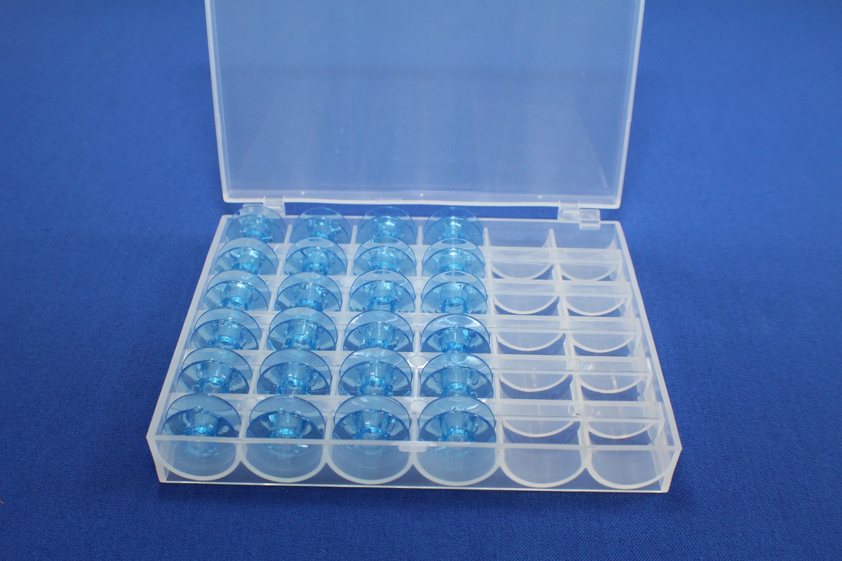 36-Spulen-Box mit 24 blaue Spulen für PFAFF Modelle (blaue) mit Stahl-Greifer und -Spulenkapsel 36-Spulen-Box mit 24 blaue Spulen für PFAFF Modelle (blaue) mit Stahl-Greifer und -Spulenkapsel