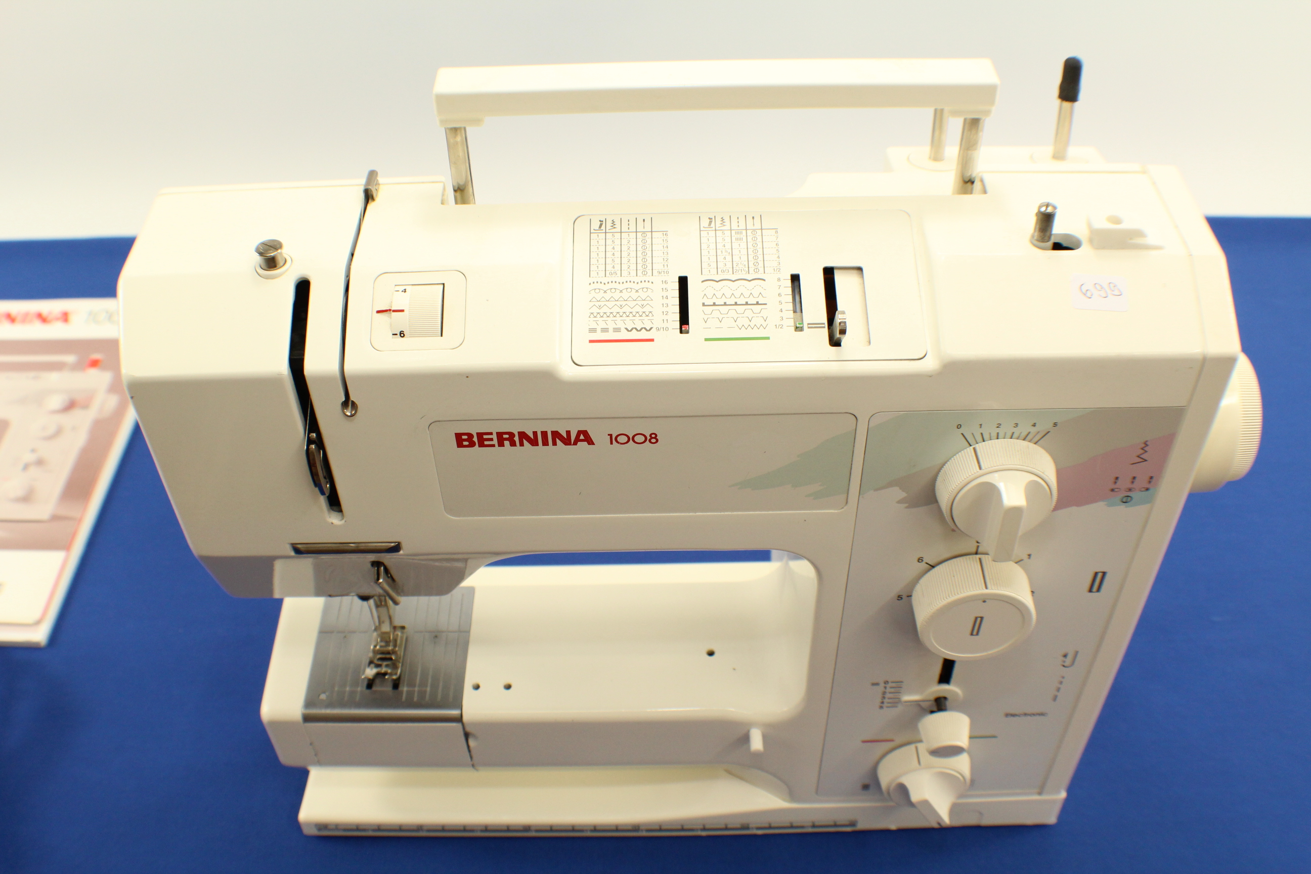 Bernina 1008 Second-Hand Seriennummer 006 250 8001 
