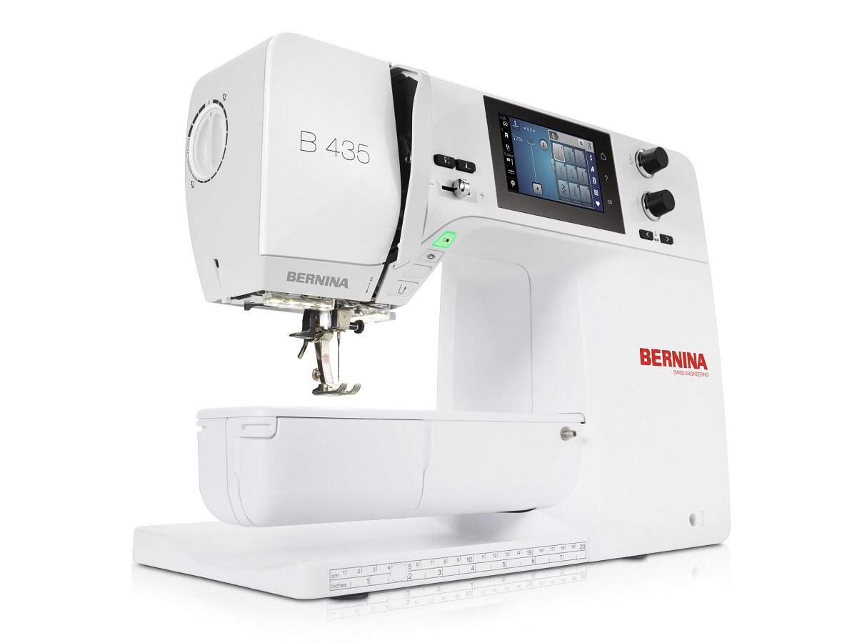 Bernina 435  Bernina 435