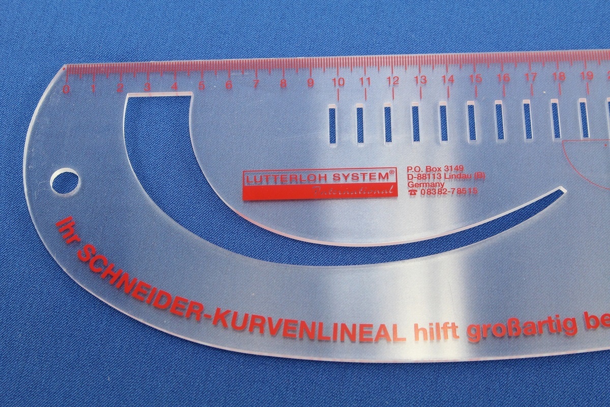 Original Lutterloh Kurvenlineal mit leichten Kratzern (vom Hersteller)