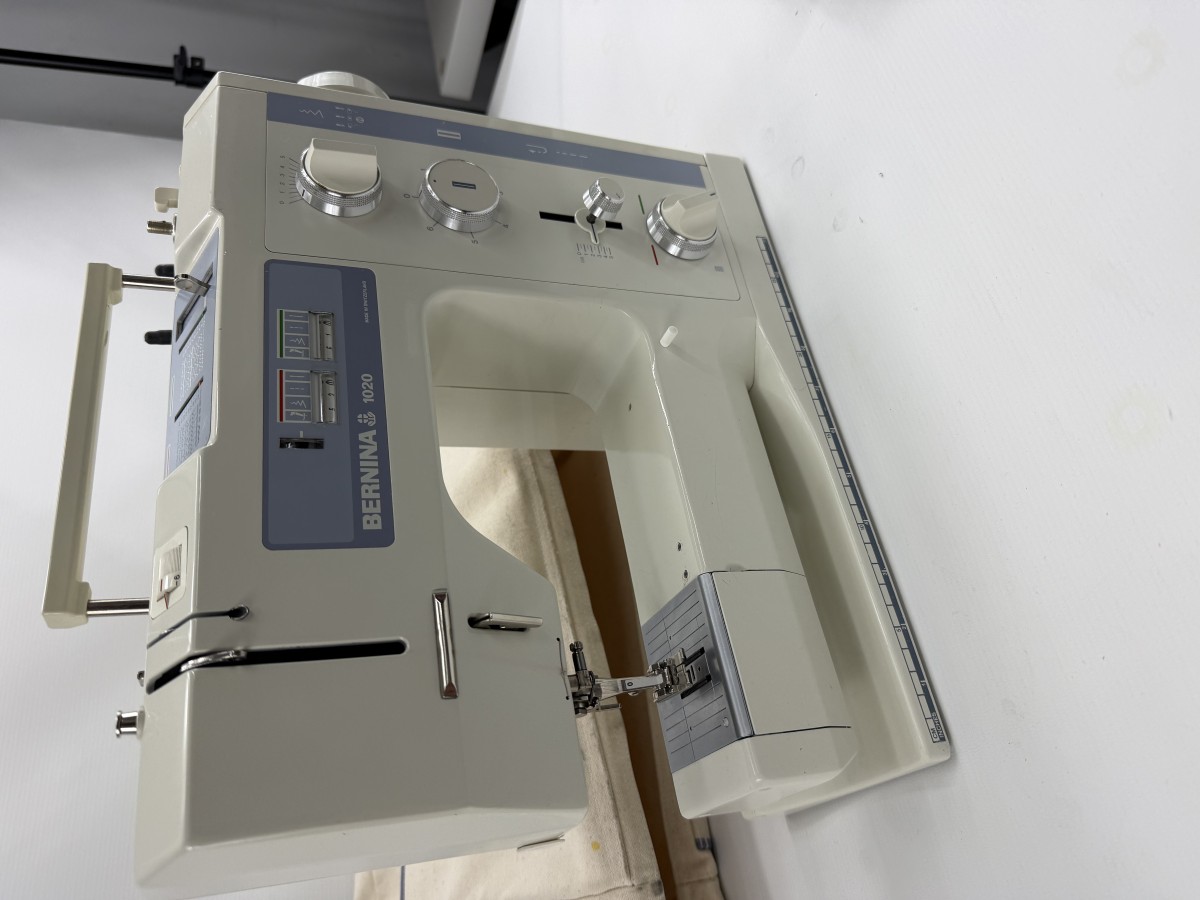 Bernina 1020 Second Hand