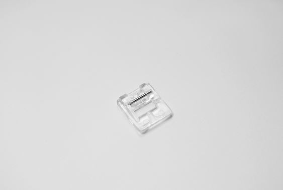 ELNA / JANOME Perlenaufnähfuss für Perlen in der Größe von 2,5 mm bis 4 mm ELNA / JANOME Perlenaufnähfuss für Perlen in der Größe von 2,5 mm bis 4 mm