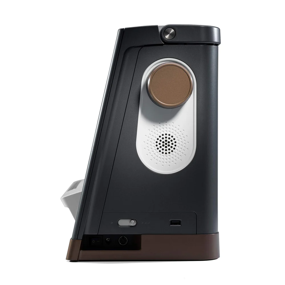 PFAFF creative expression 750 Näh- und Stickmaschine