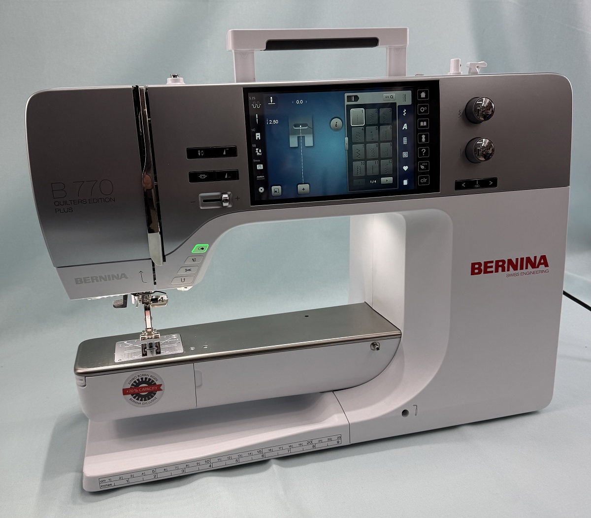 Bernina 770 QE PLUS junge Gebrauchte