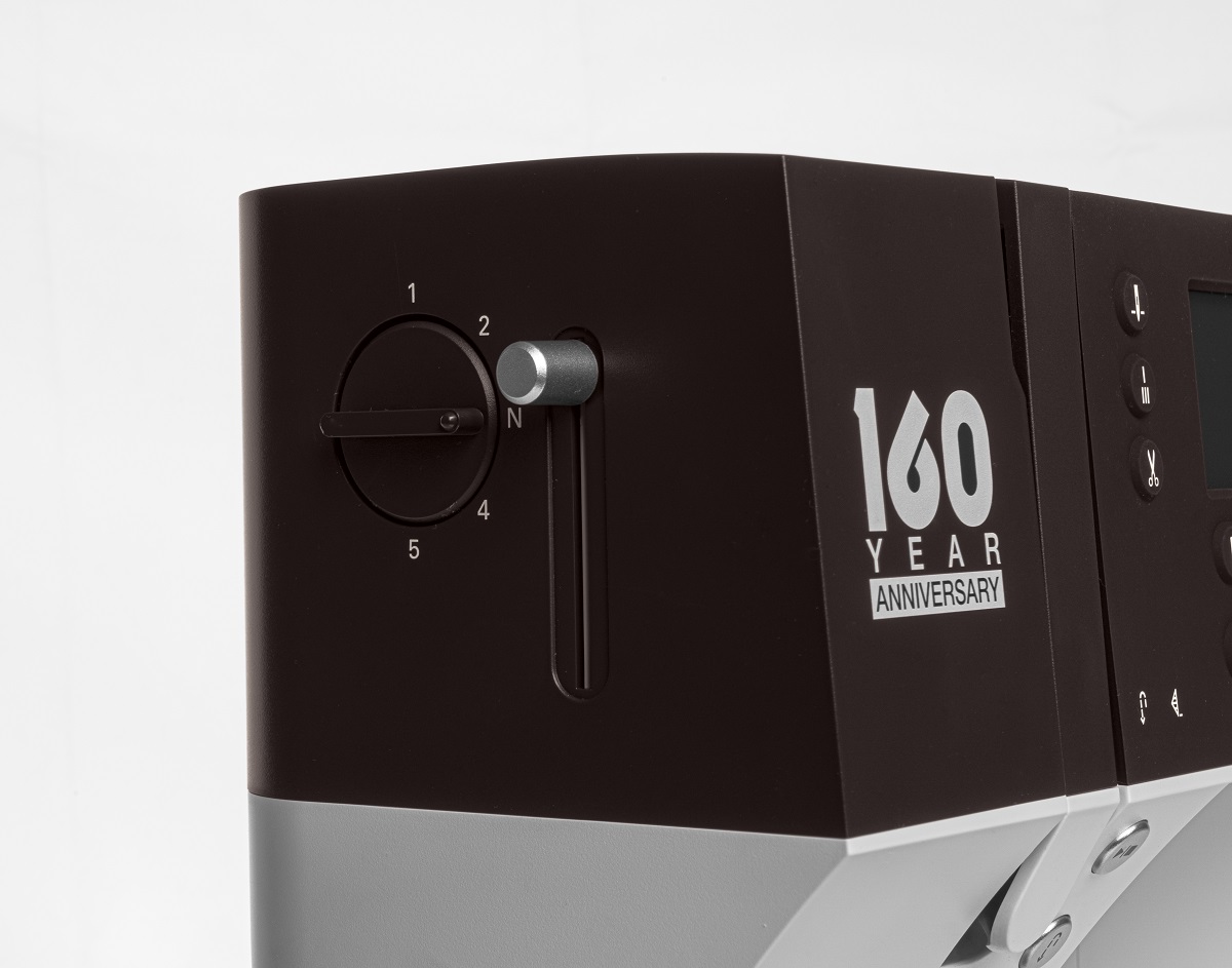 PFAFF creative ambition 640 Anniversary 160 Year Edition PFAFF creative ambition 640 Anniversary 160 Year Edition