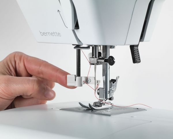 Bernina-Bernette-b33-b35-Einfaedler-2-3651