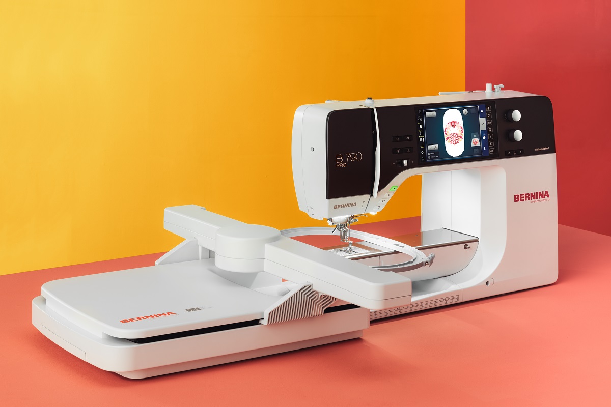 Bernina 790 PRO inkl. SDT Stickmodul mit neuen Features Bernina 790 PRO inkl. SDT Stickmodul mit neuen Features