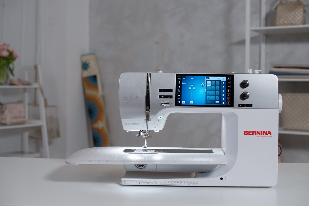 BERNINA 735 inkl. SDT-Stickmodul