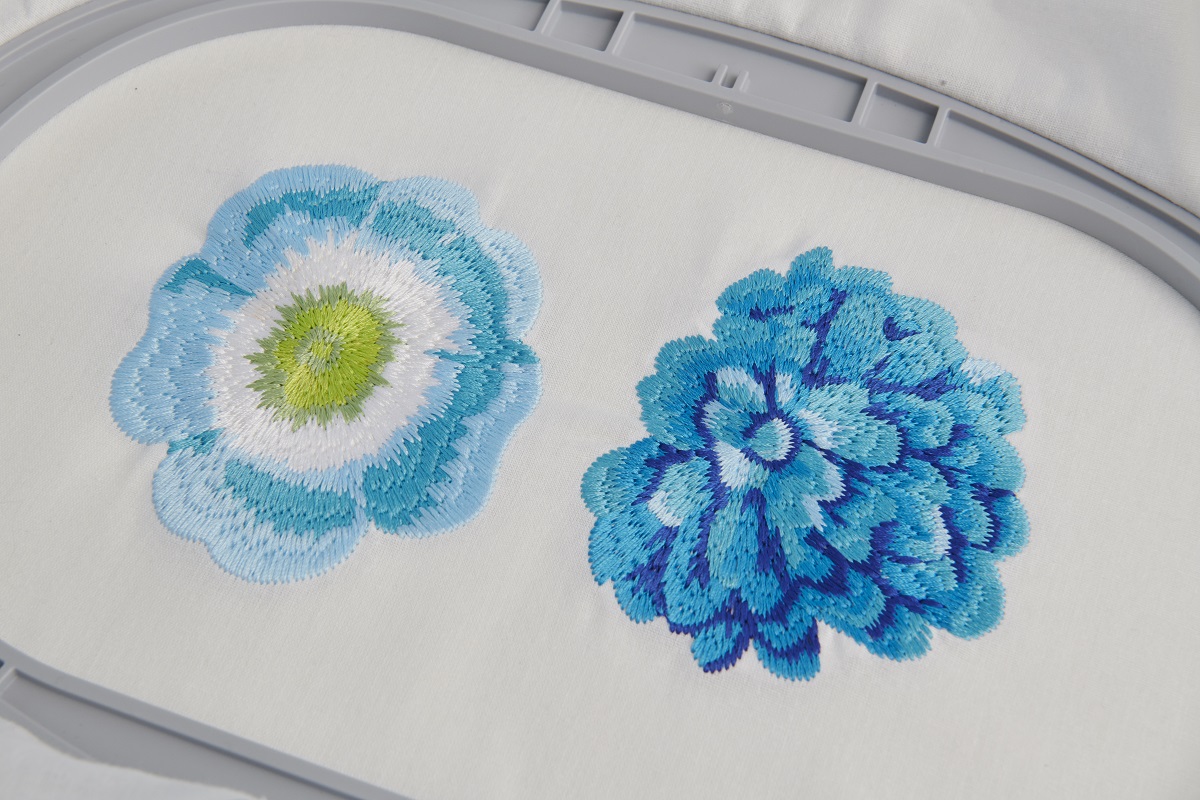 Bernina 770 QE Kaffe Edition inkl. SDT Stickmodul junge Gebrauchte