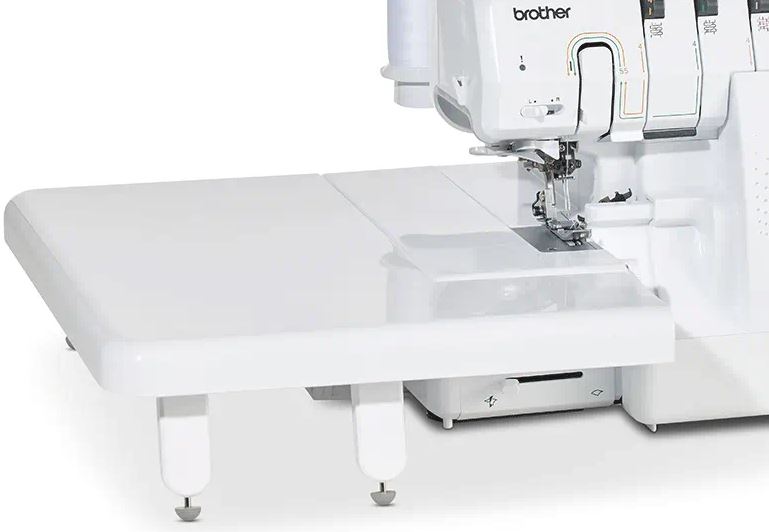 brother breiter Anschiebetisch für die Overlock Airflow 3000