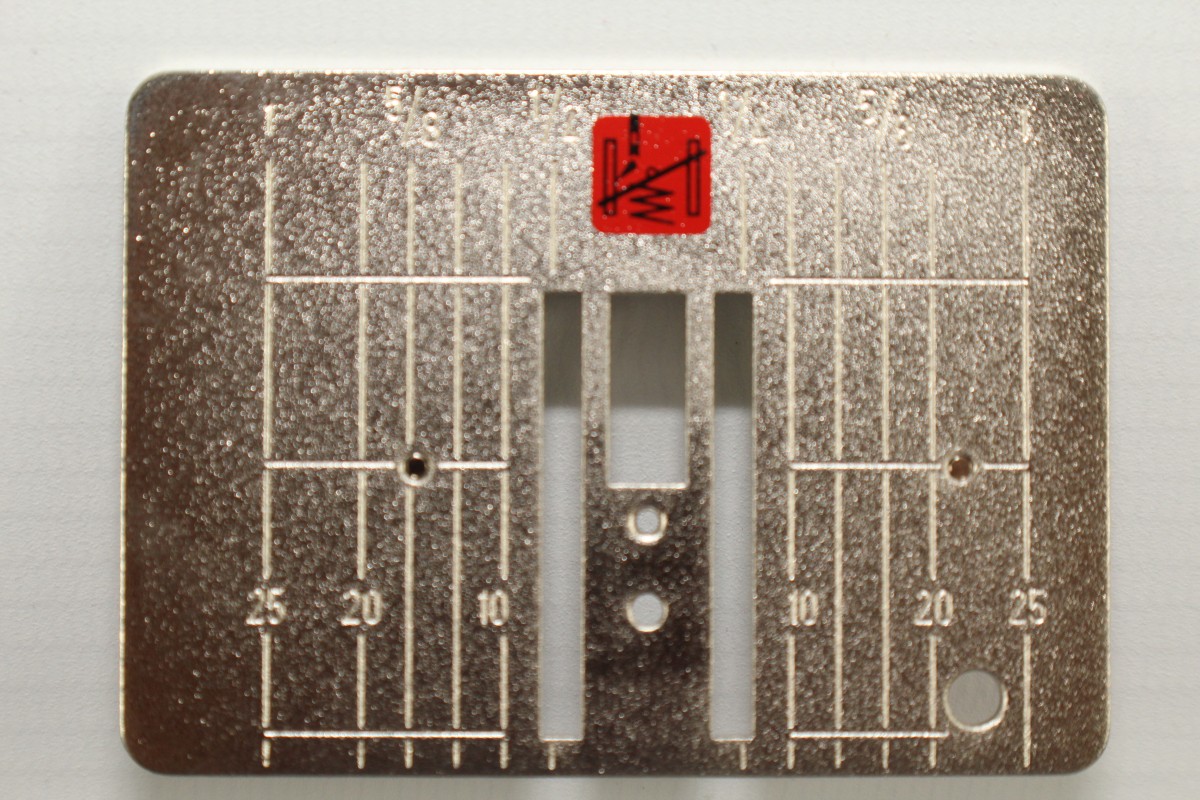 Bernina Gerad- und CutWork-Stichplatte (B2 B3)