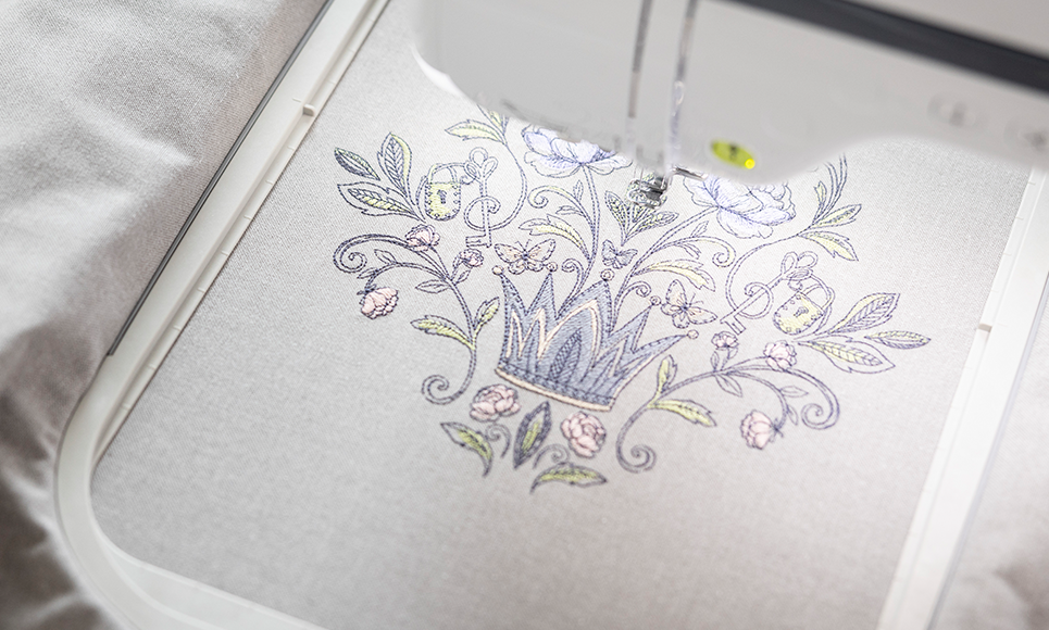 Brother Celeste Innov-is CX1E Stickmaschine