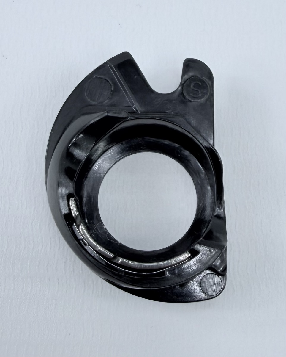 Singer Apollo Spulenkapsel