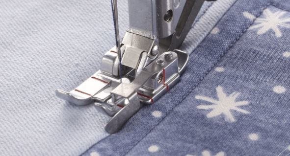 Original PFAFF 1/4 Quilt- und Patchworkfuß mit Kantenführung für IDT-System Original PFAFF 1/4 Quilt- und Patchworkfuß mit Kantenführung für IDT-System