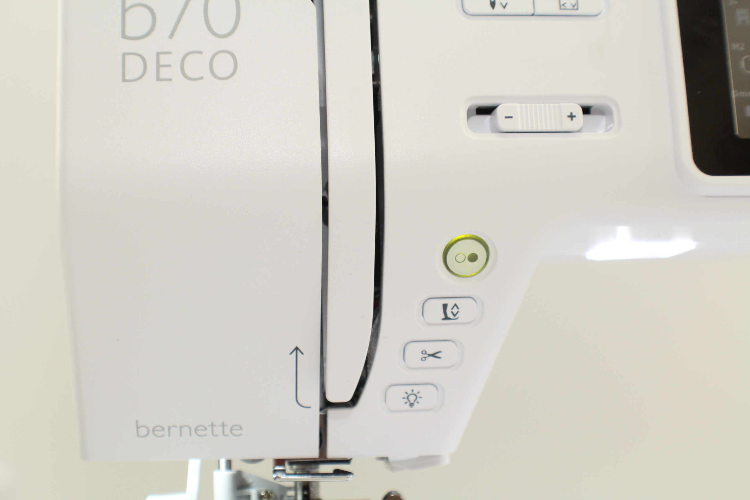 Bernina bernette b70 DECO junge gebrauchte ca. 2 Jahre Seriennummer 01063320002